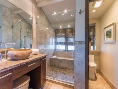 Maui Luxury Beachfront One Bedroom
